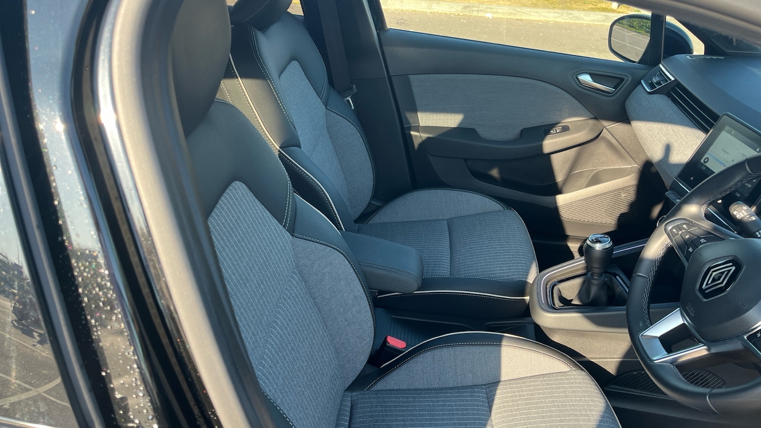 Used Renault Clio 2024 for sale - 77946953: Photo 40