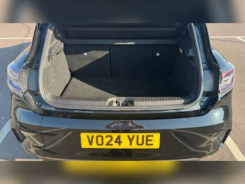 Used Renault Clio 2024 for sale - 77946953: Photo