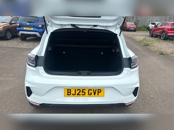 Used Renault Clio 2025 for sale - 78769742: Photo