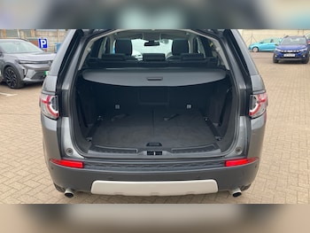 Used Land Rover Discovery Sport 2019 for sale - 75486975: Photo