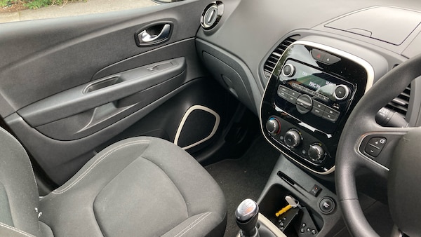 Used Renault Captur 2020 for sale - 76076232: Photo 14