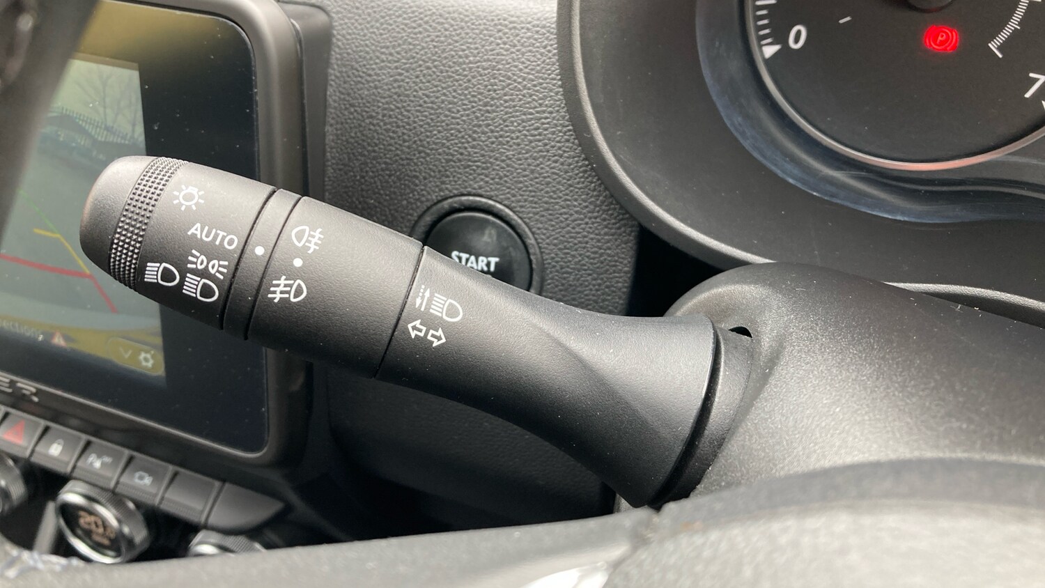 Used Dacia Duster 2022 for sale - 77999271: Photo 31