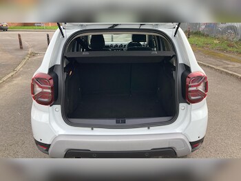 Used Dacia Duster 2022 for sale - 77999271: Photo