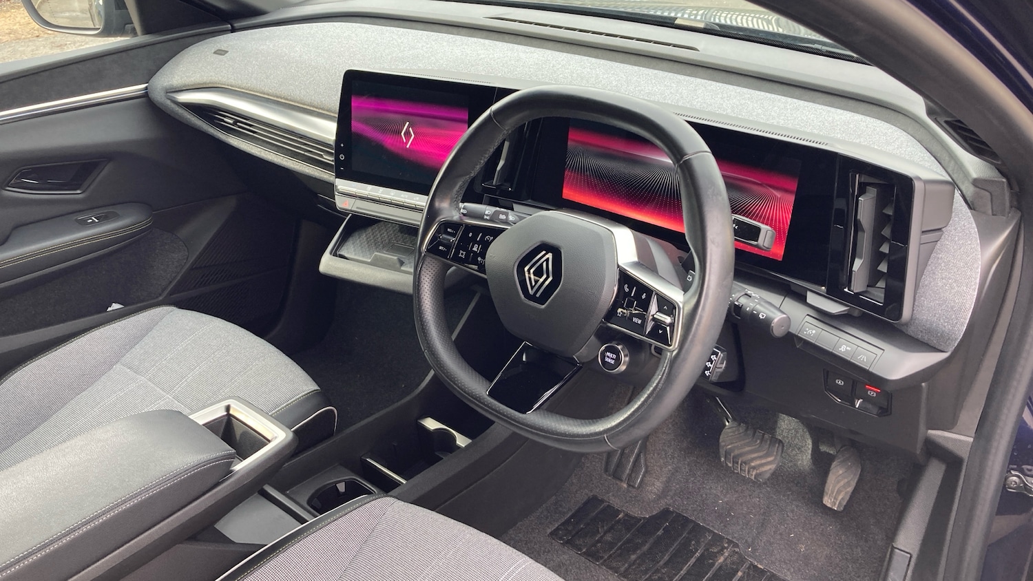 Used Renault Megane E Tech 2022 for sale - 78150533: Photo 11