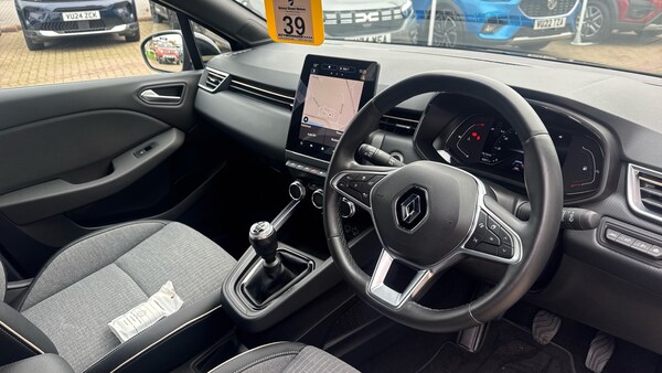 Used Renault Clio 2021 for sale - 76161829: Photo 11