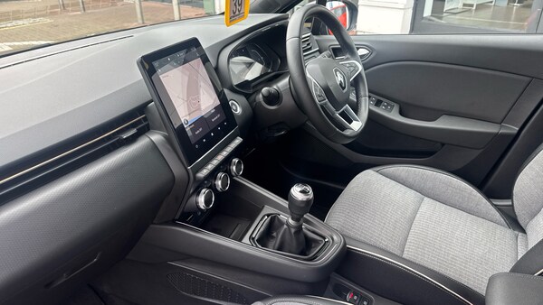Used Renault Clio 2021 for sale - 76161829: Photo 9