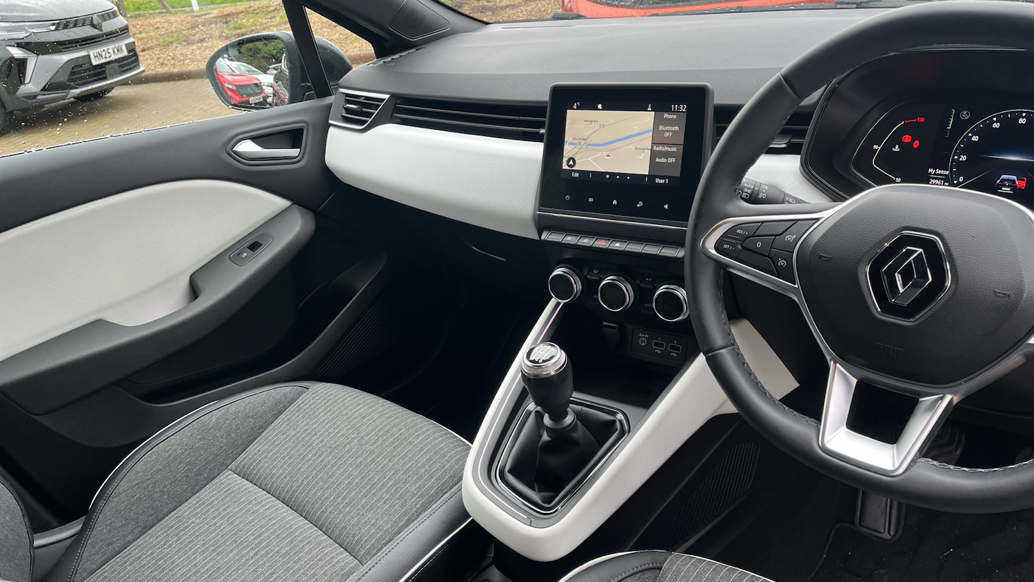 Used Renault Clio 2022 for sale - 77125625: Photo 14