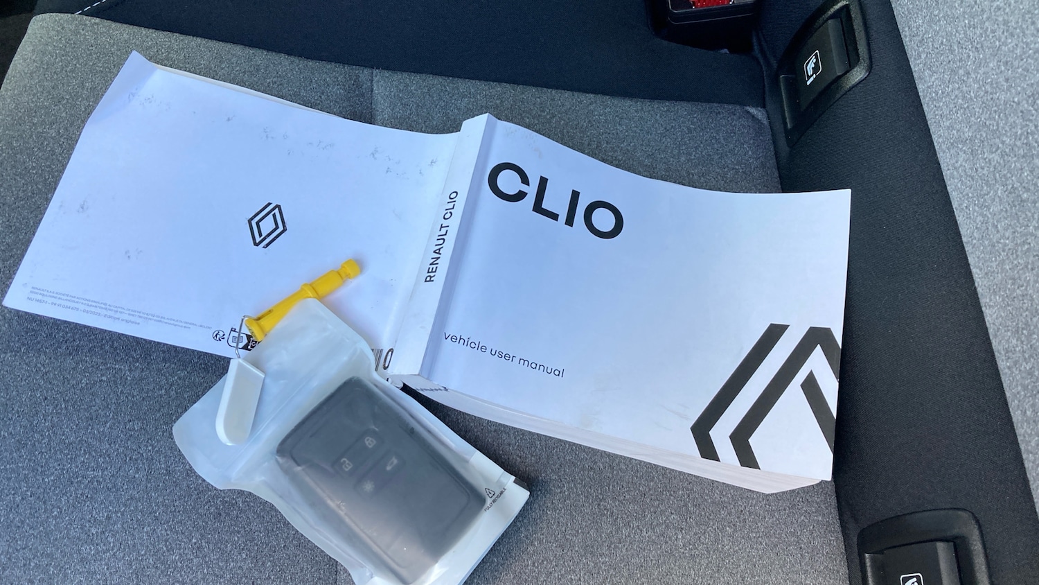 Used Renault Clio 2023 for sale - 76505503: Photo 19