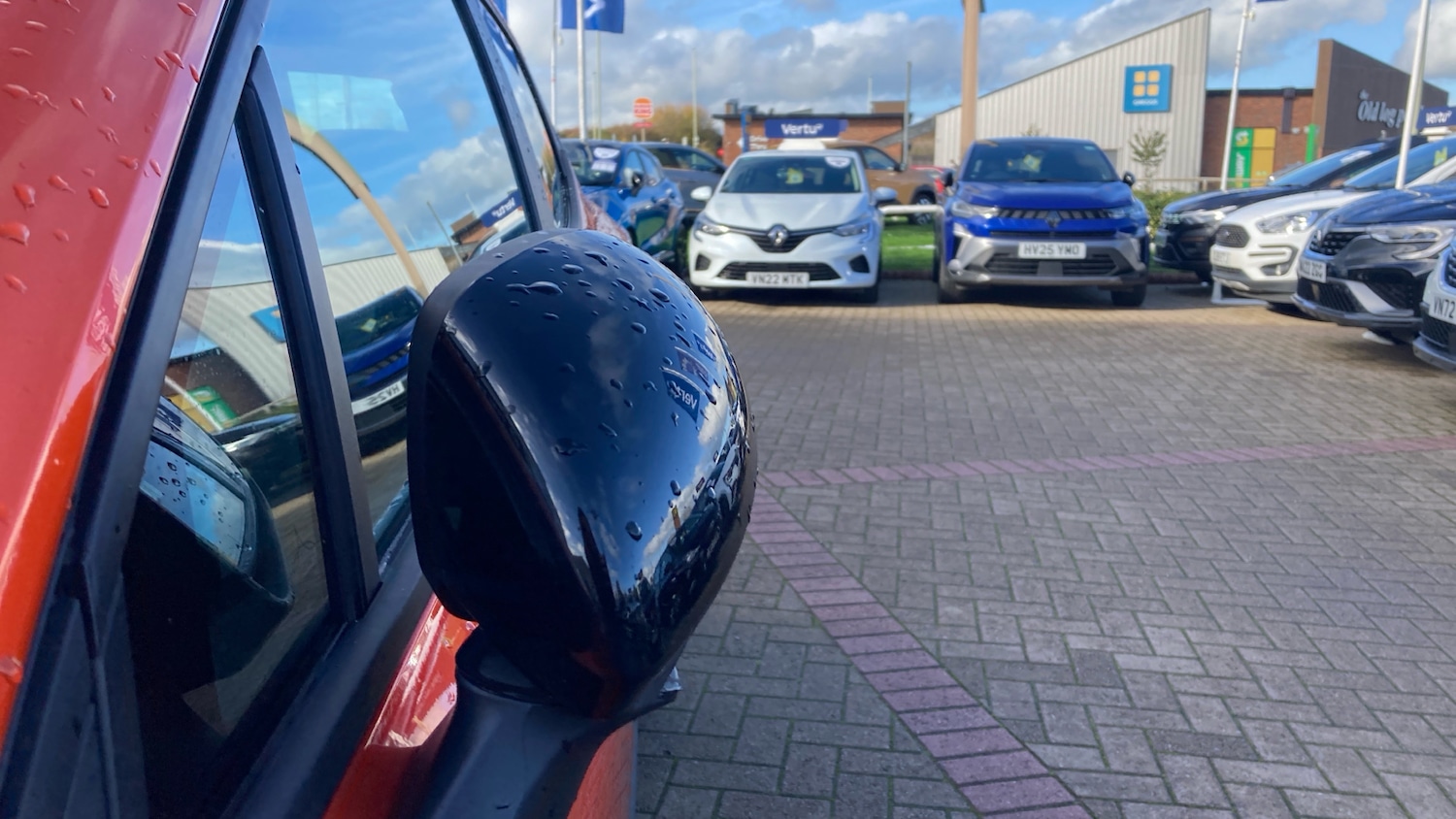 Used Renault Clio 2023 for sale - 76505503: Photo 25