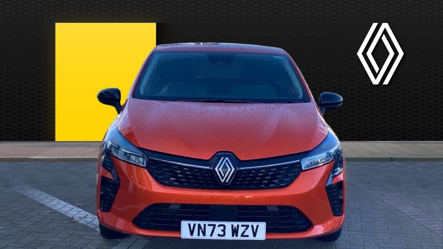 Used Renault Clio 2023 for sale - 76505503: Photo 3