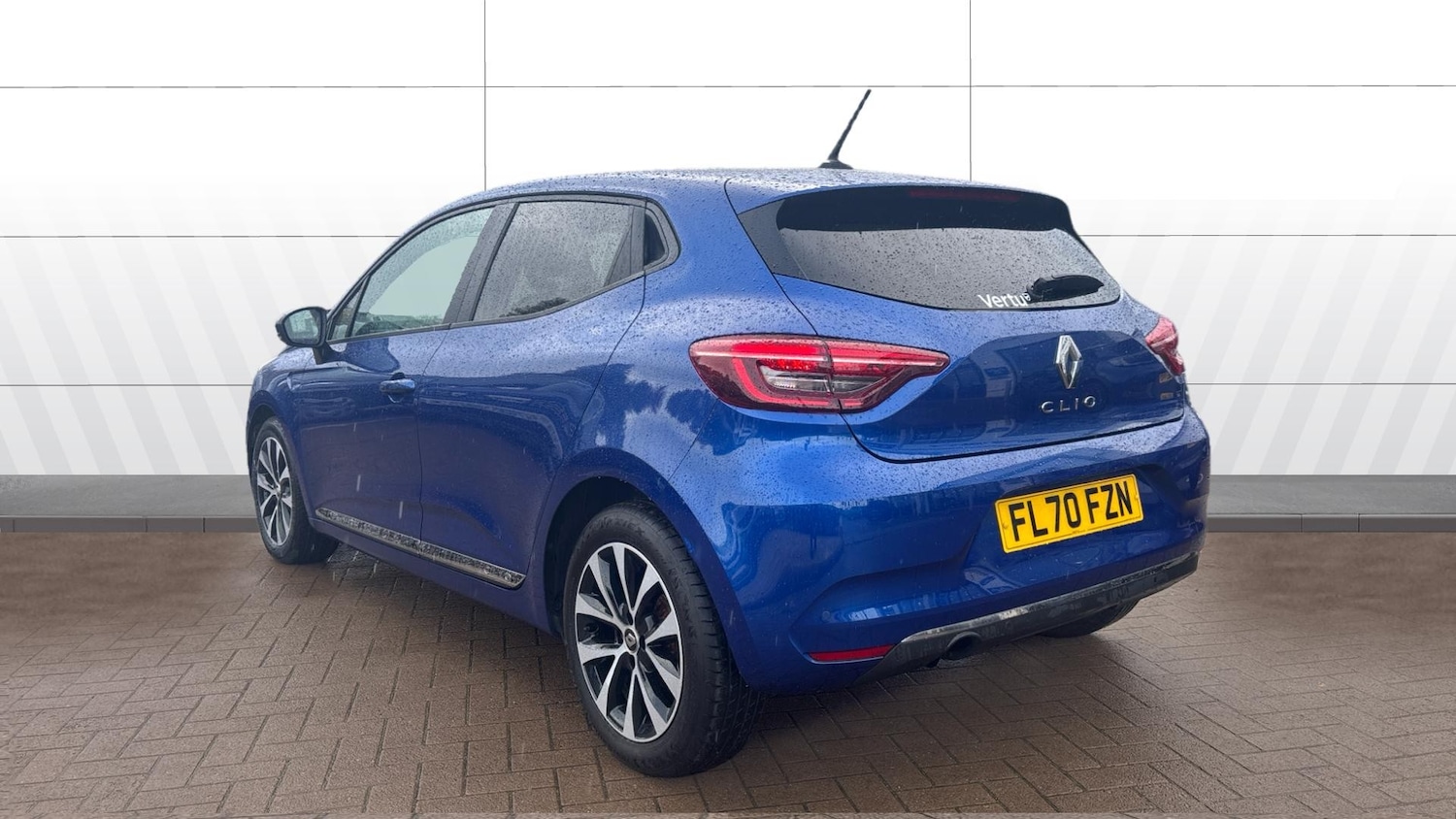 Used Renault Clio 2020 for sale - 76450273: Photo 2