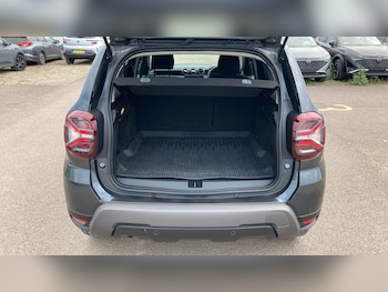 Used Dacia Duster 2023 for sale - 78630504: Photo