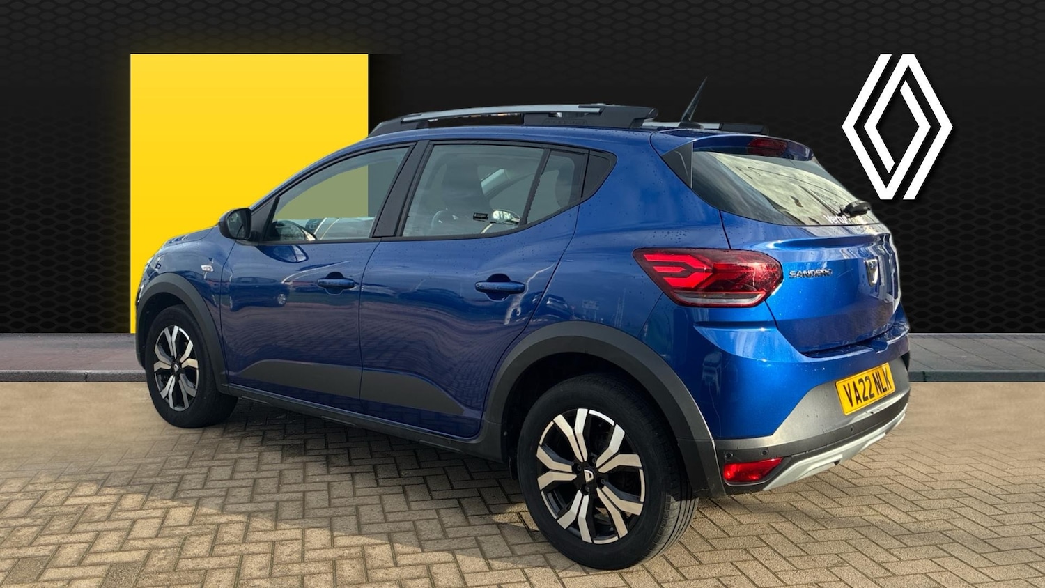 Used Dacia Sandero Stepway 2022 for sale - 77283653: Photo 2