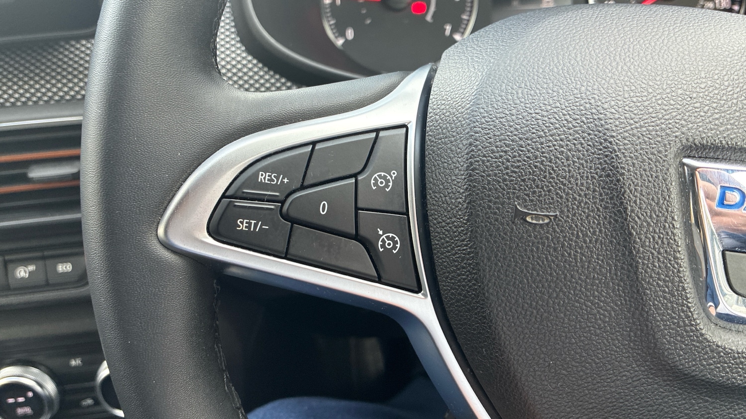 Used Dacia Sandero Stepway 2022 for sale - 77283653: Photo 33