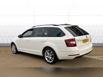 Used Skoda Octavia 2020 for sale - 76218659: Photo 2