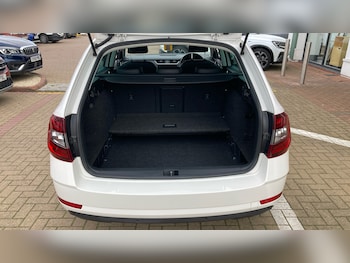 Used Skoda Octavia 2020 for sale - 76218659: Photo 4