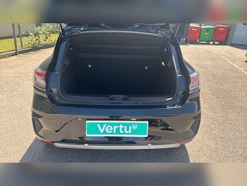 Used Renault Clio 2023 for sale - 78953592: Photo