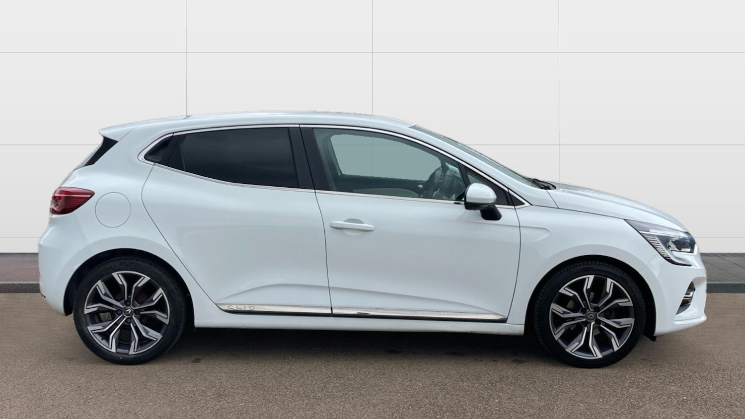 Used Renault Clio 2020 for sale - 76649520: Photo 5