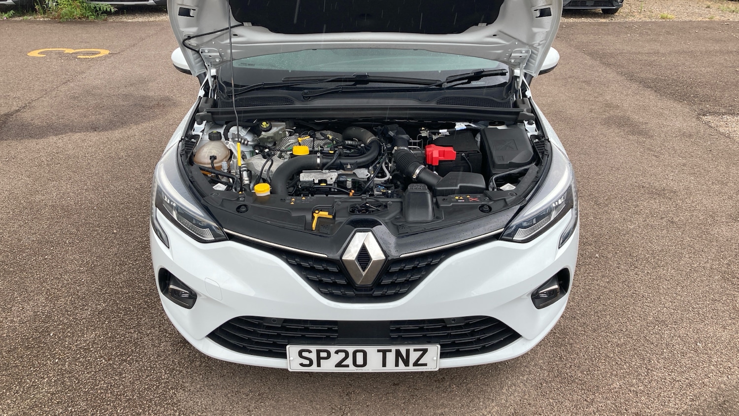 Used Renault Clio 2020 for sale - 76649520: Photo 8