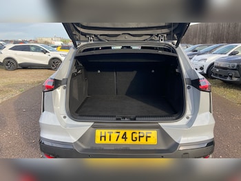 Used Renault Other 2024 for sale - 77103337: Photo