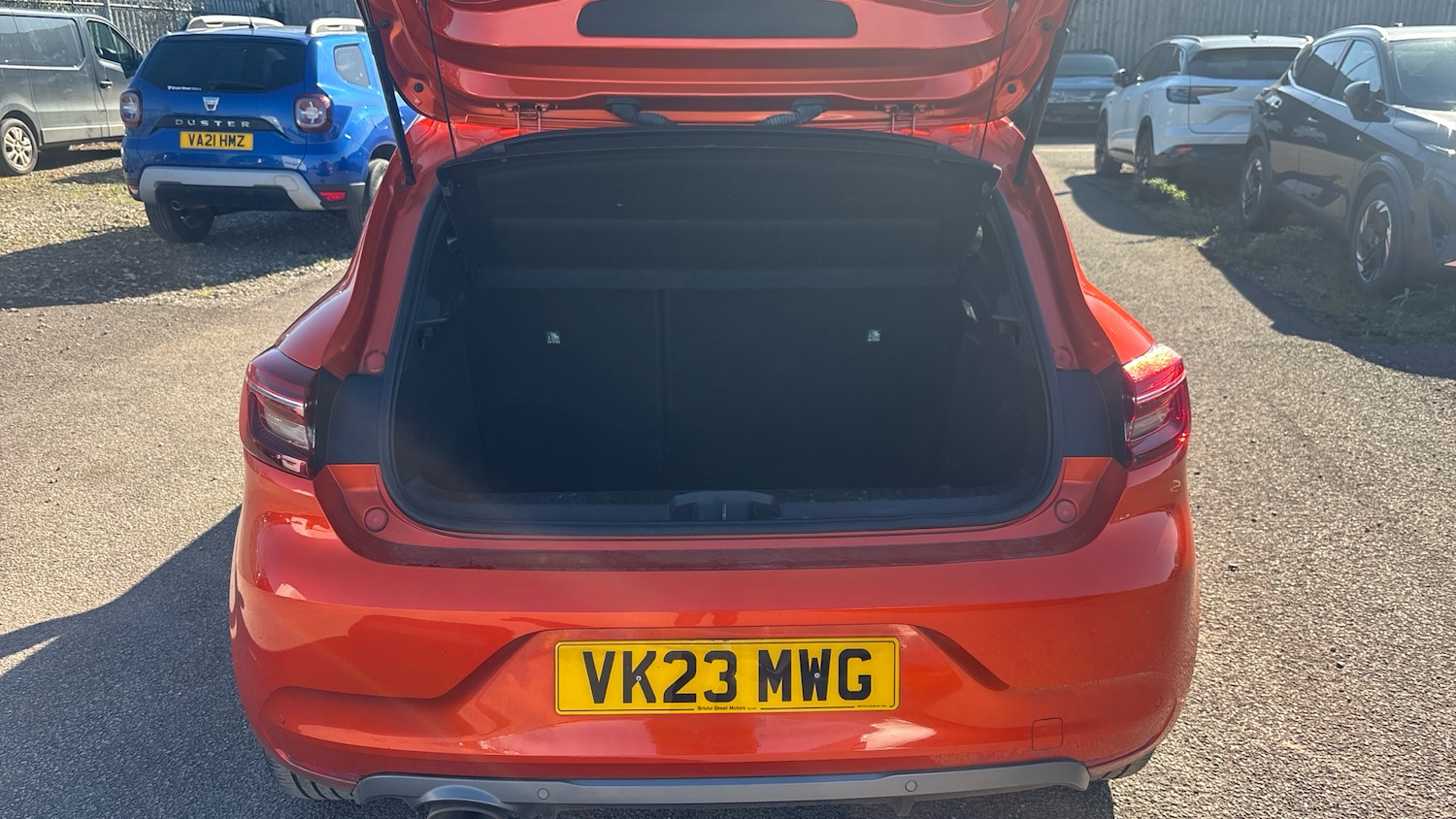 Used Renault Clio 2023 for sale - 78081587: Photo 4