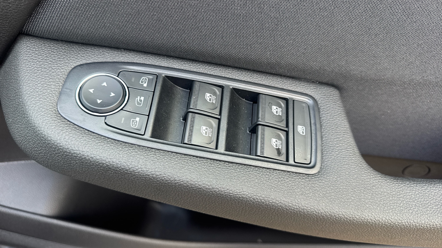 Used Renault Clio 2025 for sale - 77261318: Photo 21