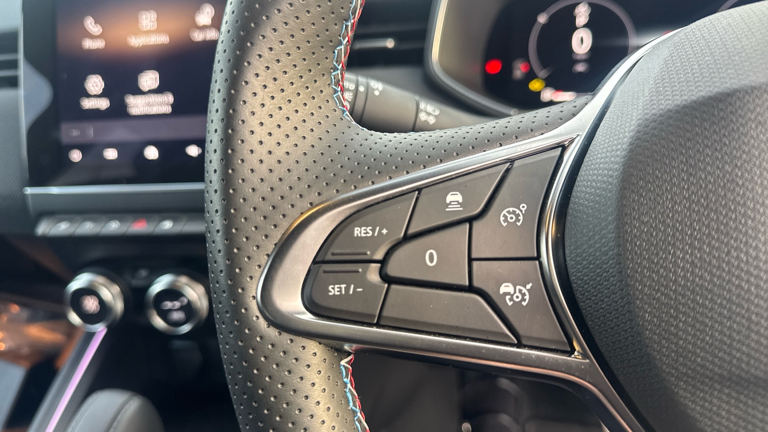 Used Renault Clio 2025 for sale - 77261318: Photo 24