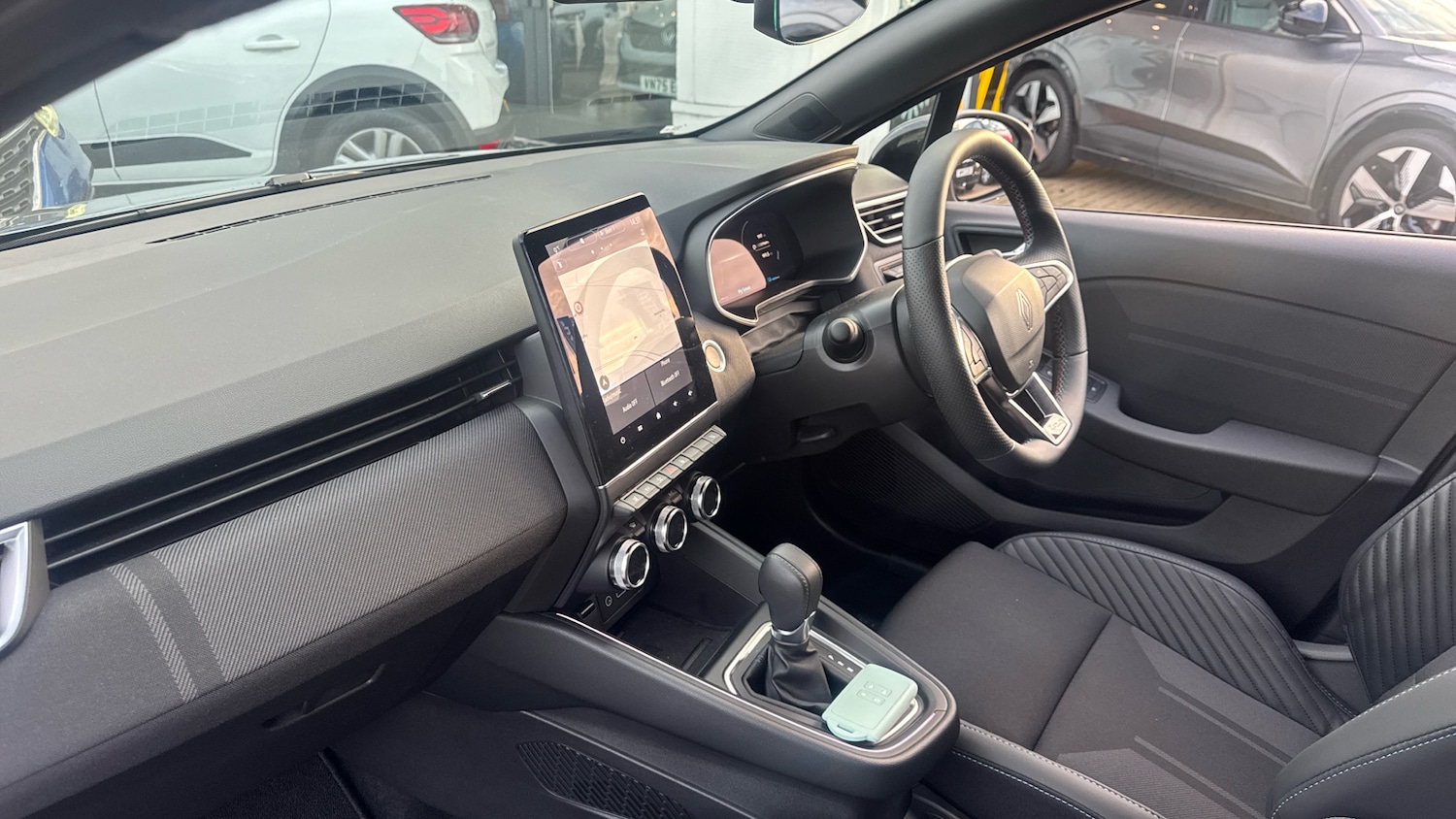 Used Renault Clio 2025 for sale - 77261318: Photo 9