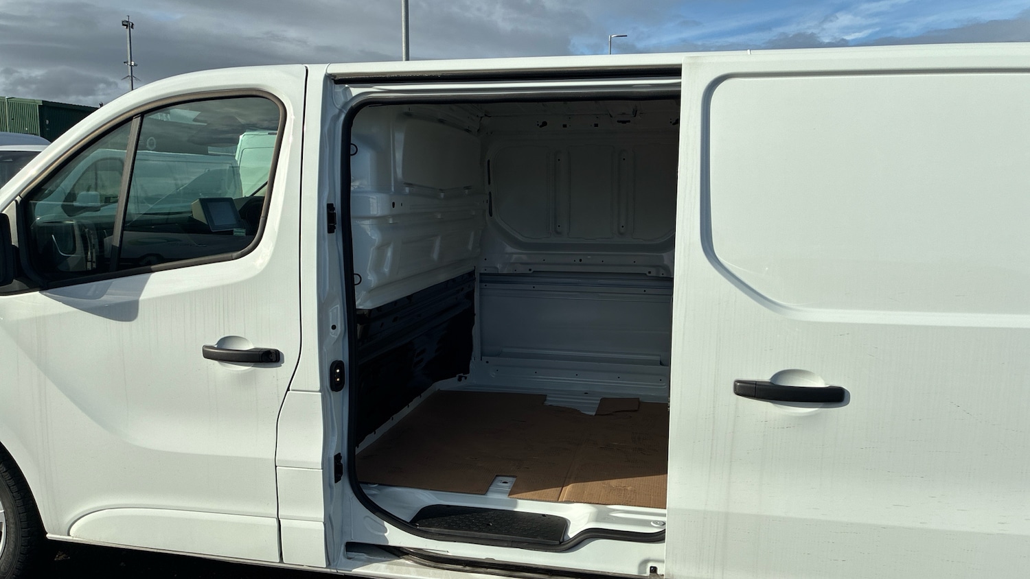 Used Renault Trafic 2025 for sale - 77005839: Photo 16