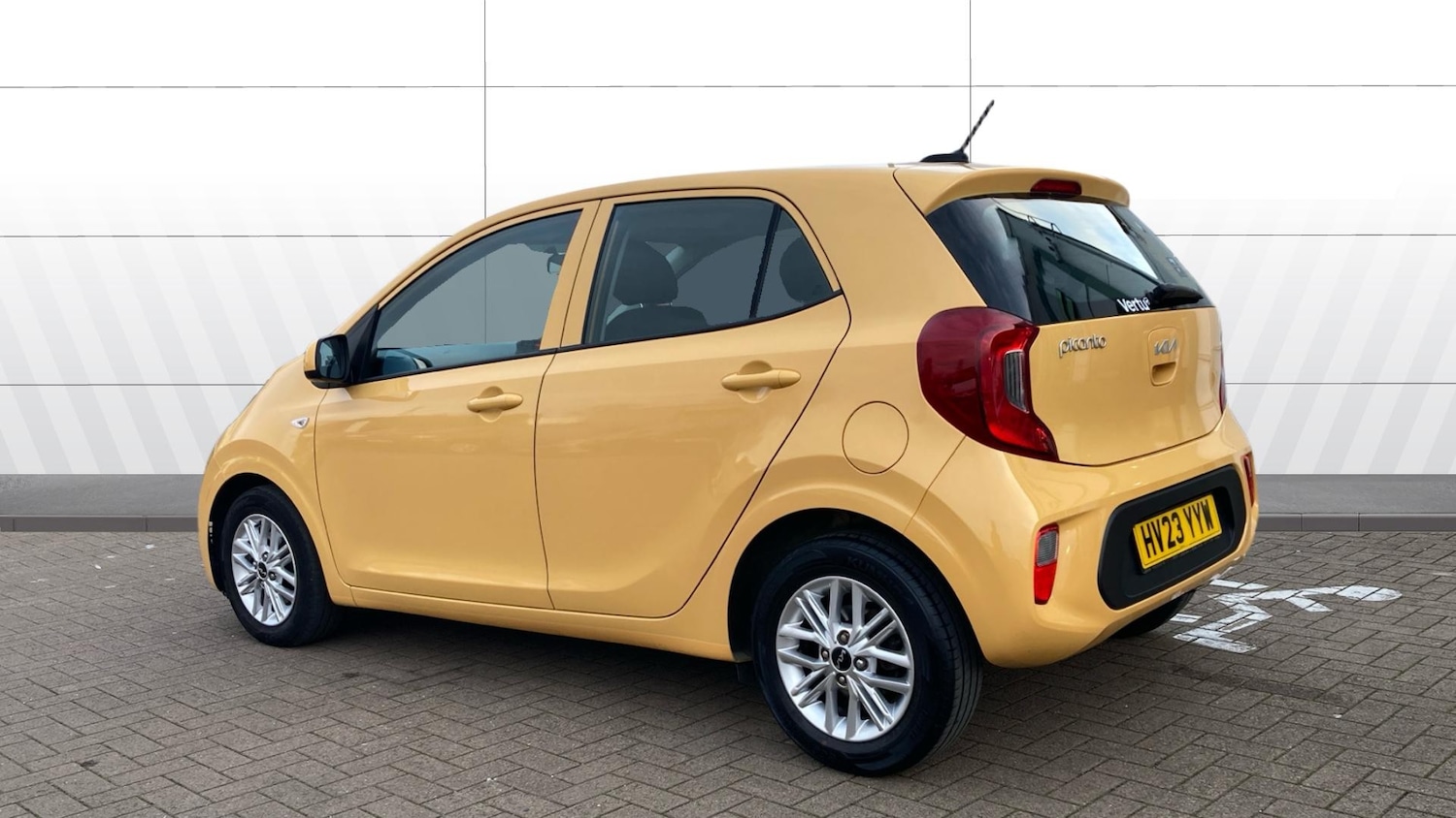 Used Kia Picanto 2023 for sale - 78190099: Photo 2