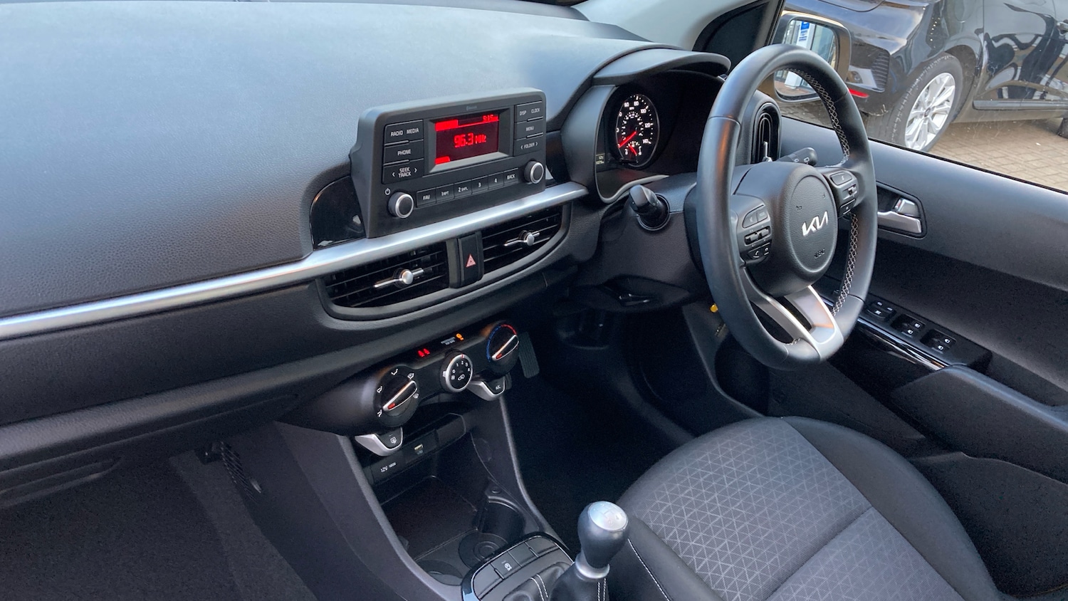 Used Kia Picanto 2023 for sale - 78190099: Photo 9