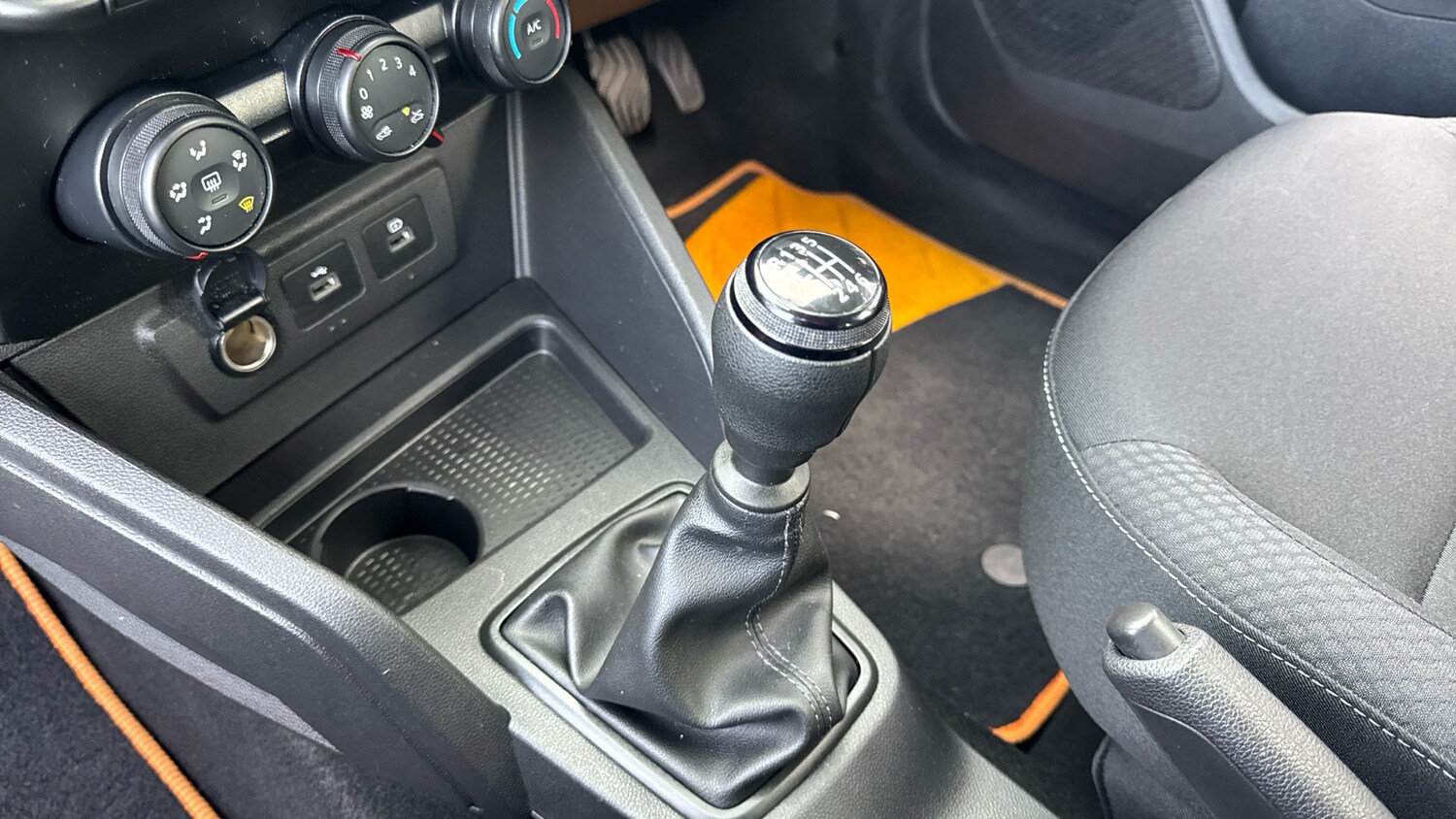 Used Dacia Duster 2023 for sale - 76611564: Photo 13