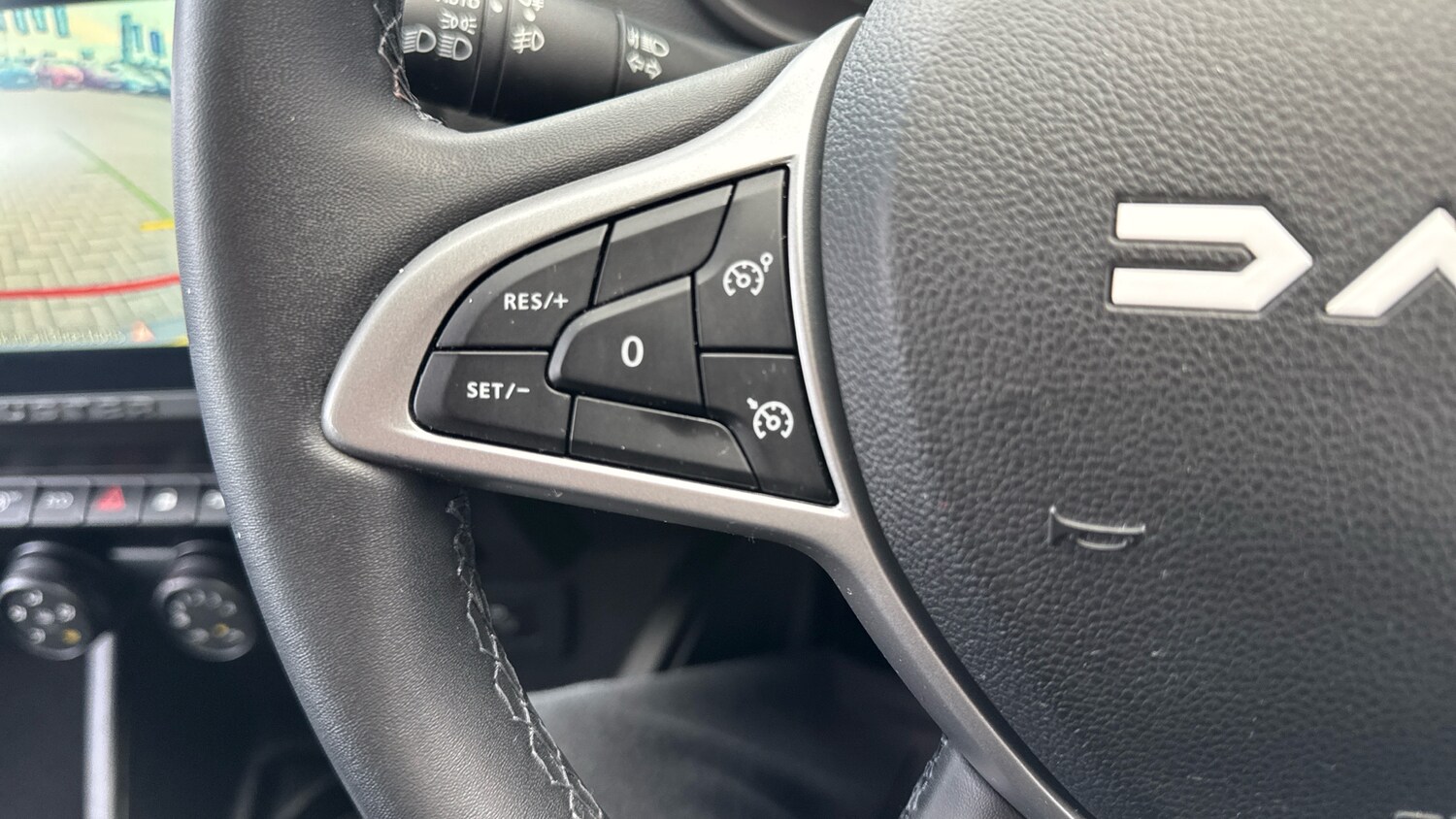 Used Dacia Duster 2023 for sale - 76611564: Photo 30