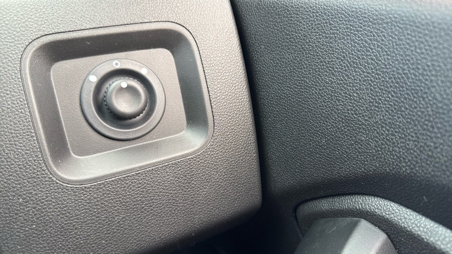 Used Dacia Duster 2023 for sale - 76611564: Photo 35