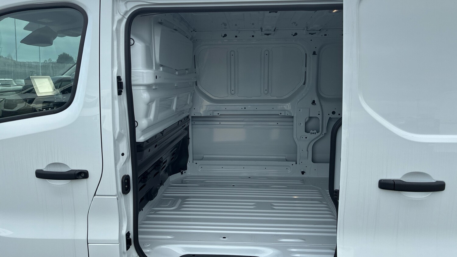 Used Renault Trafic 2025 for sale - 77005837: Photo 16