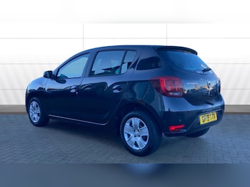 Used Dacia Sandero 2019 for sale - 76795044: Photo