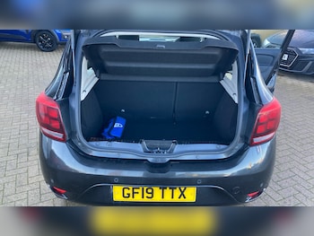 Used Dacia Sandero 2019 for sale - 76795044: Photo