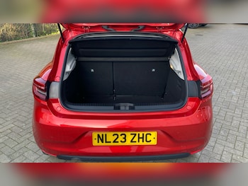 Used Renault Clio 2023 for sale - 78092514: Photo