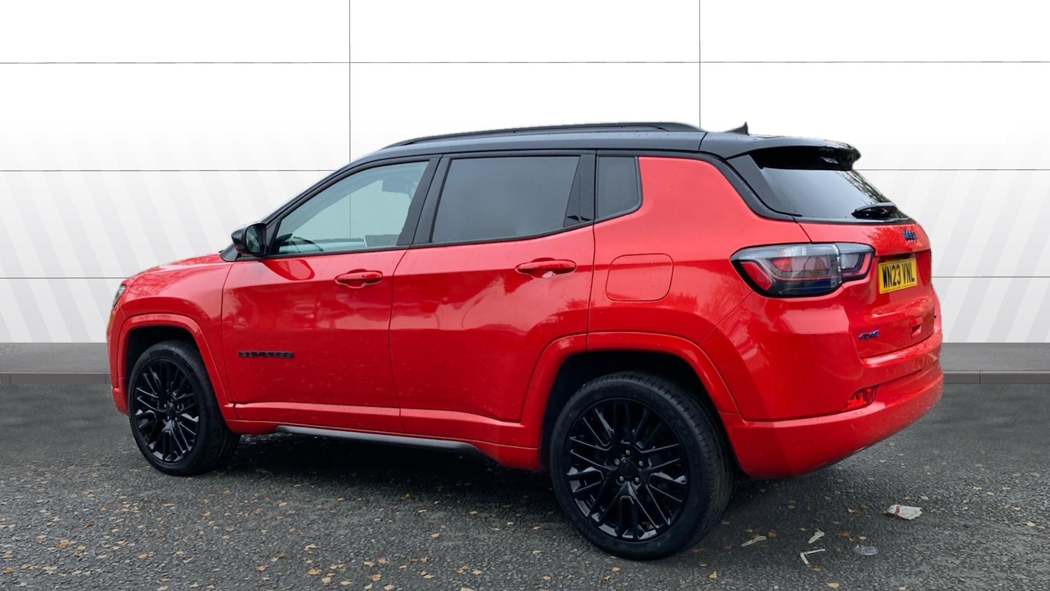 Used Jeep Compass 2023 for sale - 76598843: Photo 2