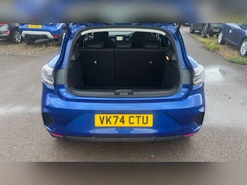 Used Renault Clio 2024 for sale - 79641106: Photo