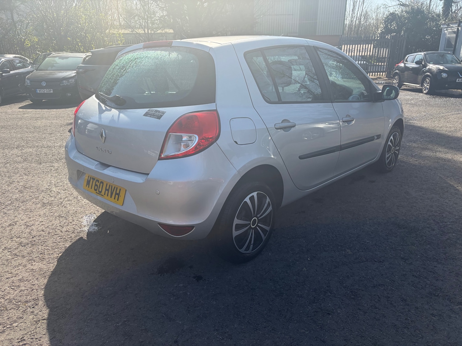 Used Renault Clio 2010 for sale - 77931344: Photo 5