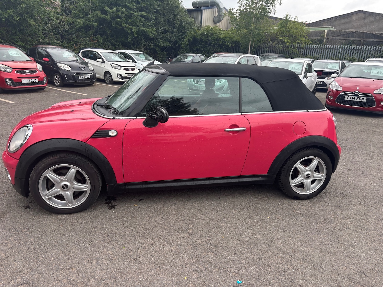 Used MINI Convertible 2010 for sale - 78042158: Photo 6