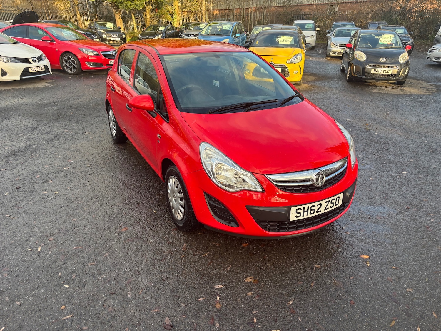 Used Vauxhall Corsa 2012 for sale - 76906373: Photo 2