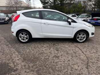 Used Ford Fiesta 2015 for sale - 74218531: Photo