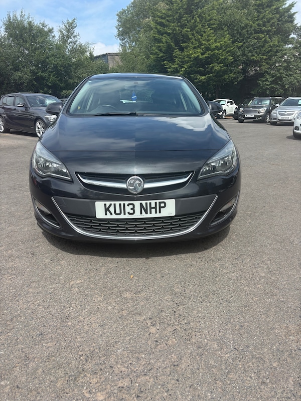 Used Vauxhall Astra 2013 for sale - 75356830: Photo 9