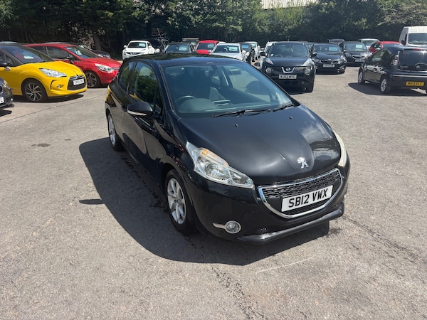 Used Peugeot 208 2012 for sale - 74549017: Photo 2