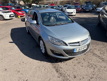 Used Vauxhall Astra 2013 for sale - 77916216: Photo