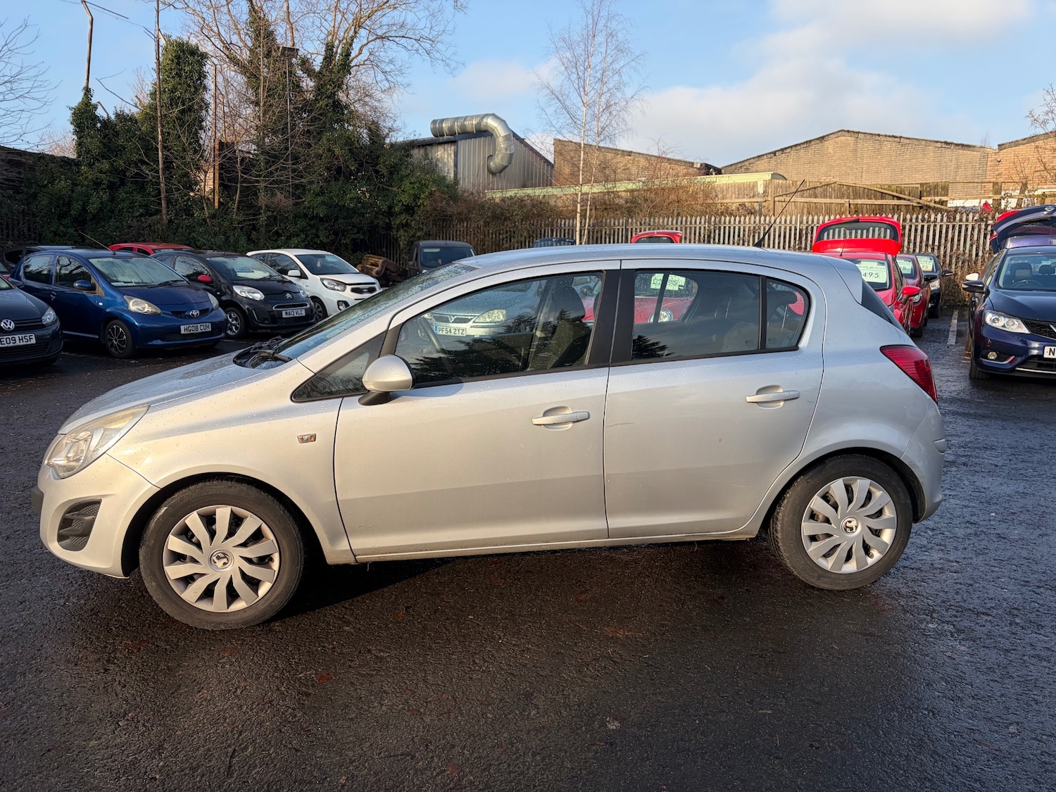 Used Vauxhall Corsa 2012 for sale - 77023492: Photo 6