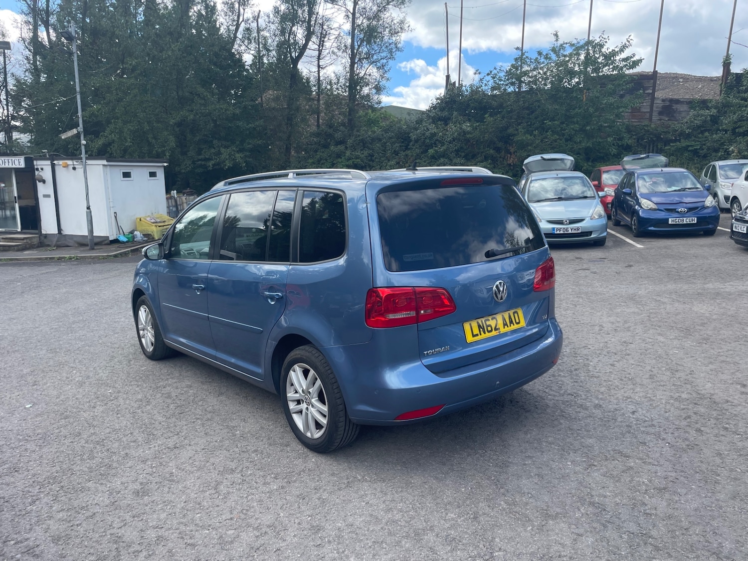 Used Volkswagen Touran 2012 for sale - 77336677: Photo 9