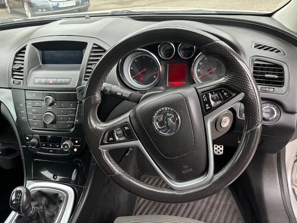 Used Vauxhall Insignia 2010 for sale - 74218083: Photo 8